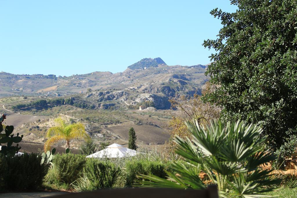 Agriturismo Feudo Muxarello Aragona Eksteriør bilde