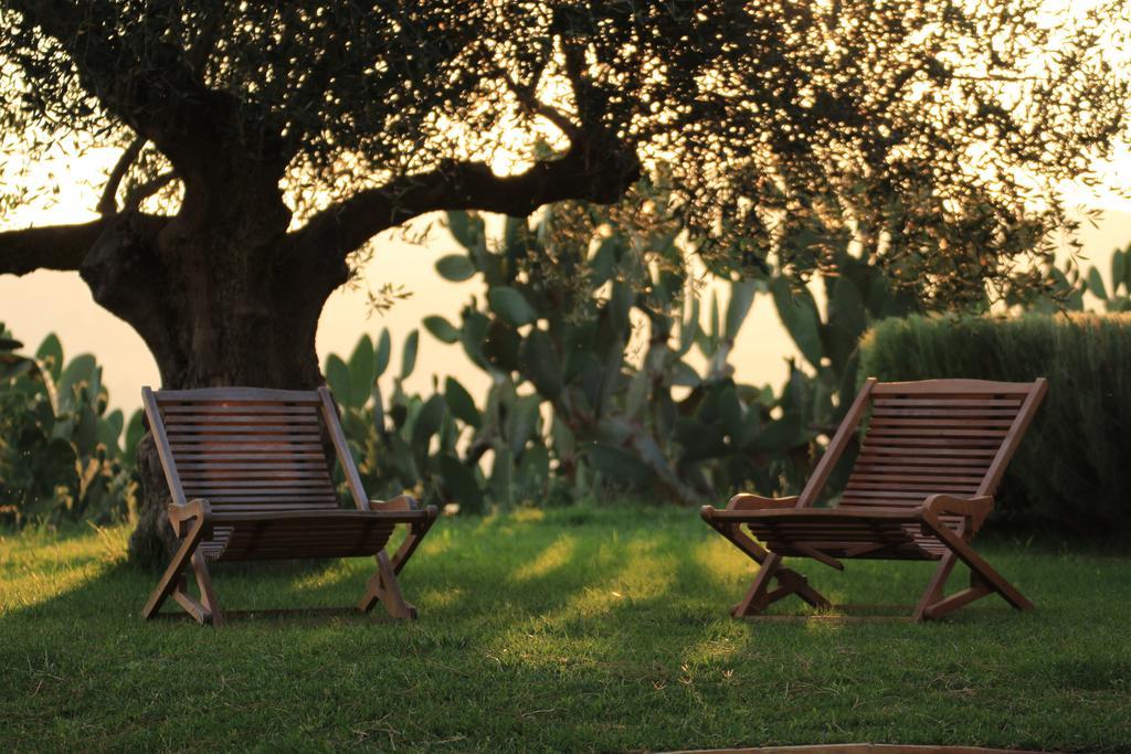 Agriturismo Feudo Muxarello Aragona Eksteriør bilde